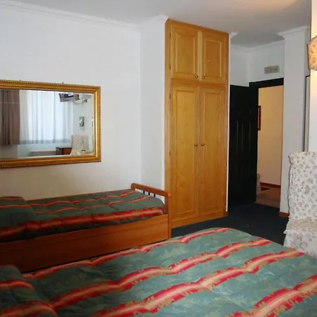 Leopoldo Hotel 3*